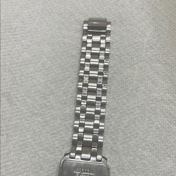 VTG Bulova Silver Women's Watch - Picture 6 of 6